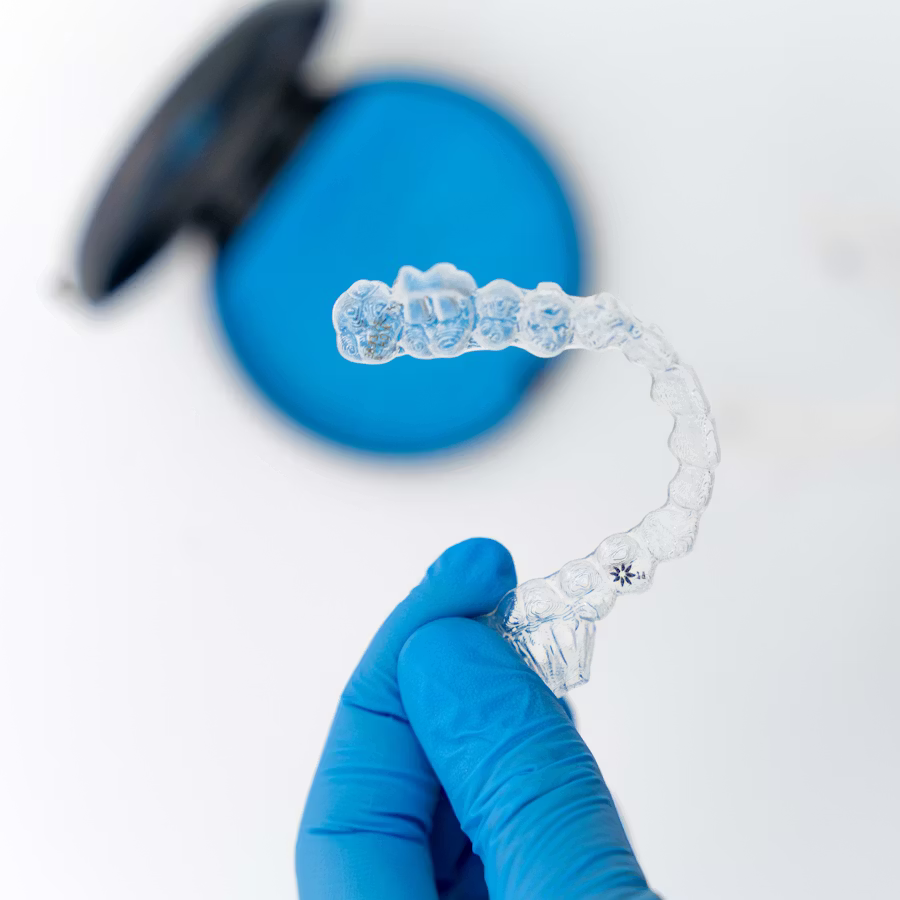Ortodonzia invisibile — Studio Dentistico Dr. Paolo Casadei
