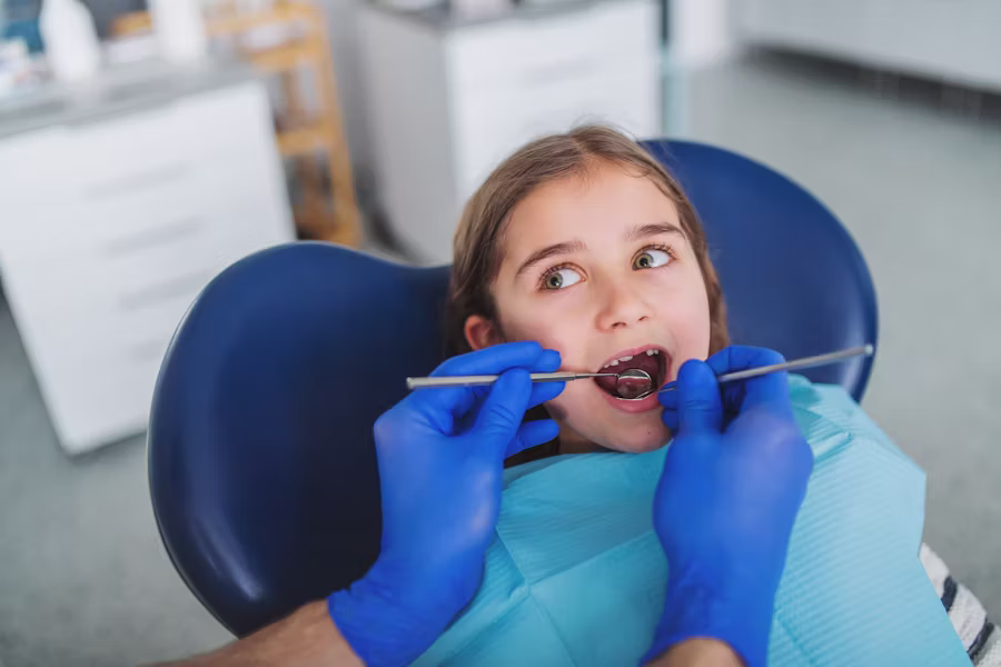 Prima visita dal dentista per bambini — Studio Dentistico Dr. Paolo Casadei